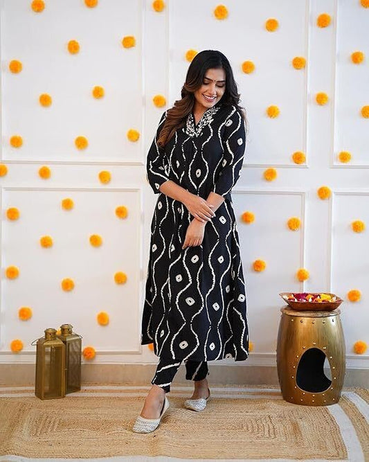 White & Black Leheriya Rayon Printed Kurta Pant Set