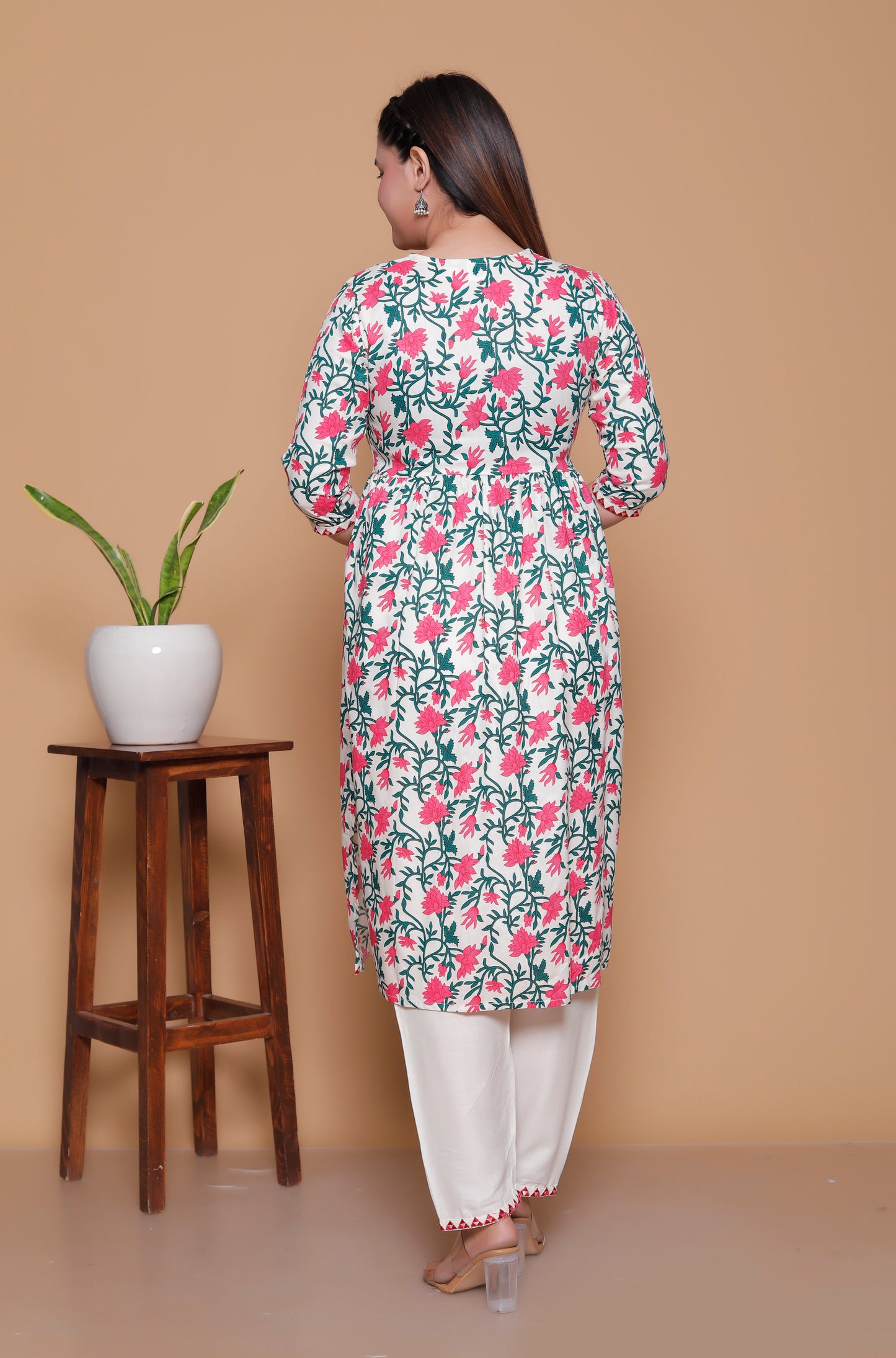 White & Pink Floral Print Rayon Kurta Pant Set with Zigzag Lace Detail