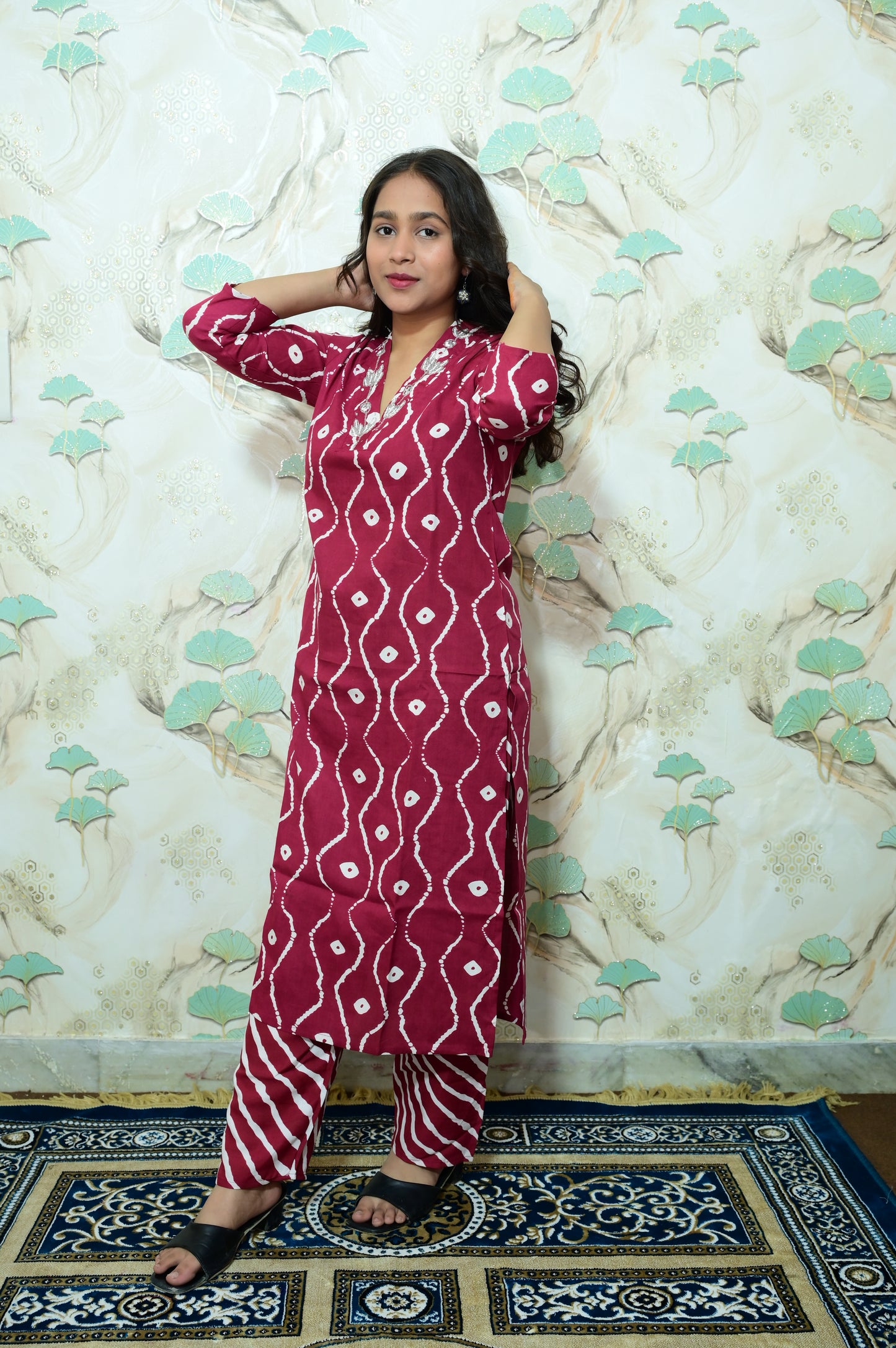 Maroon Leheriya Print Rayon Kurta Pant Set with Neck Embroidery