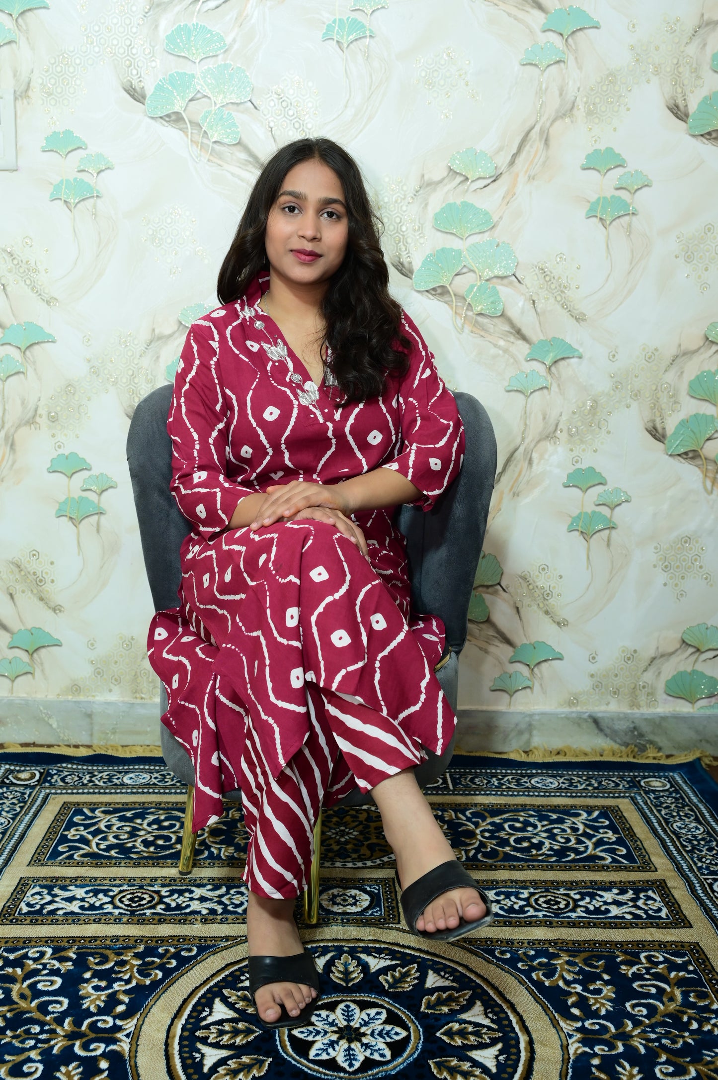Maroon Leheriya Print Rayon Kurta Pant Set with Neck Embroidery